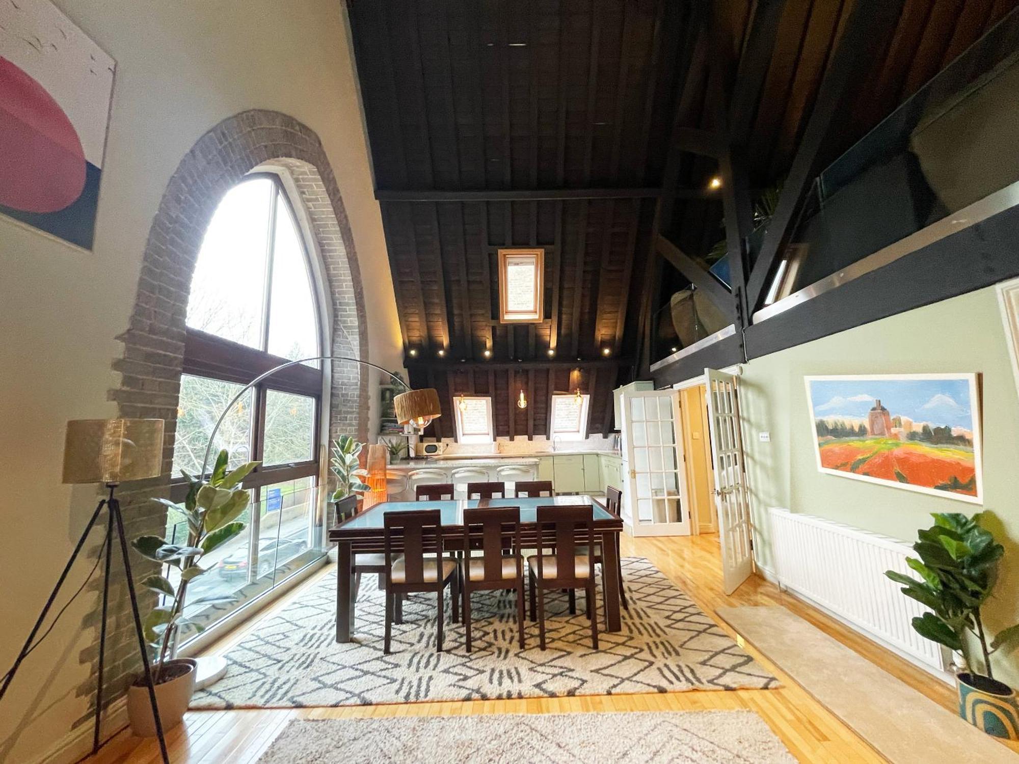 Unique Crystal Palace Park Church Conversion Apartment *