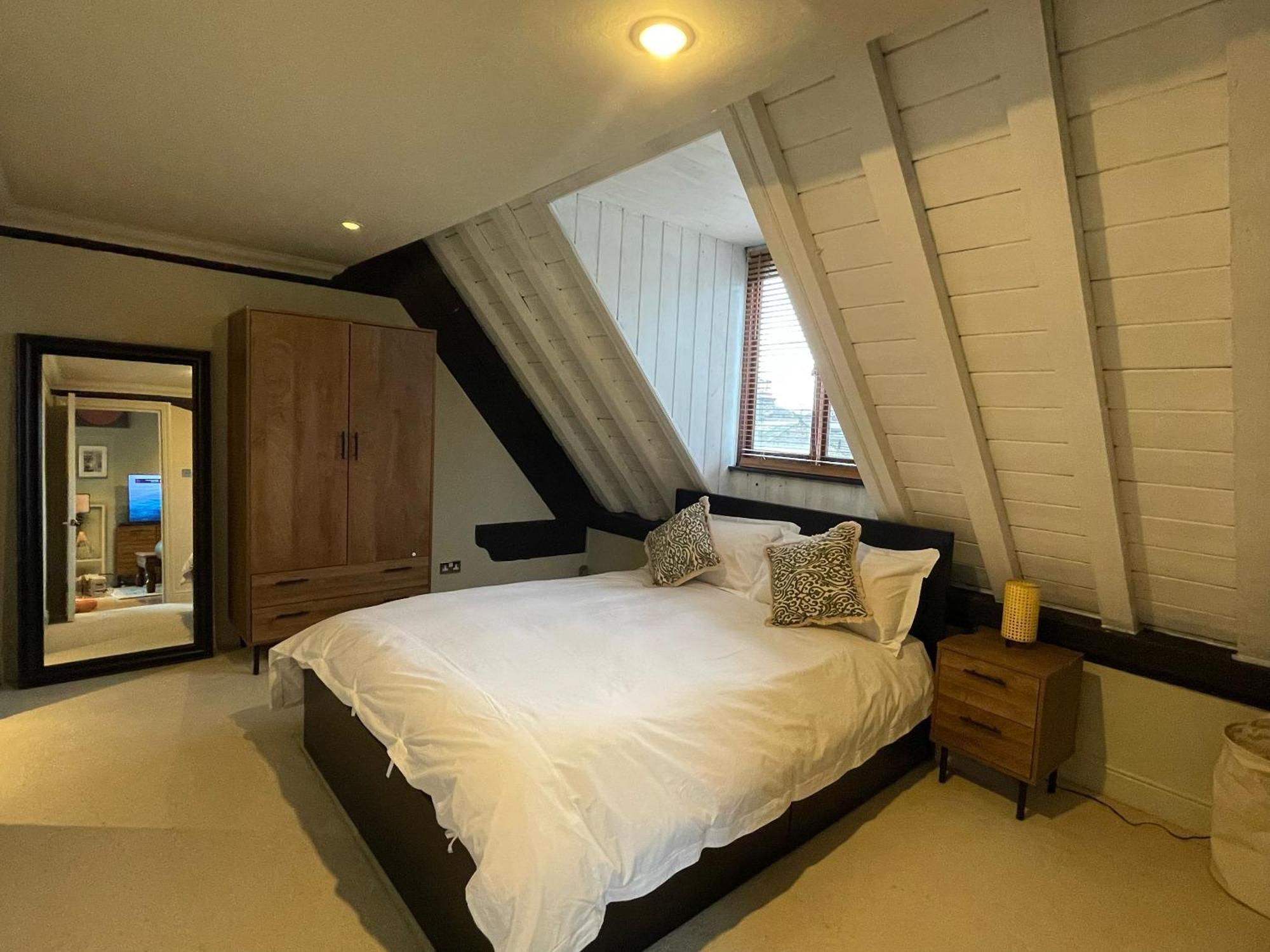 Unique Crystal Palace Park Church Conversion Apartment London