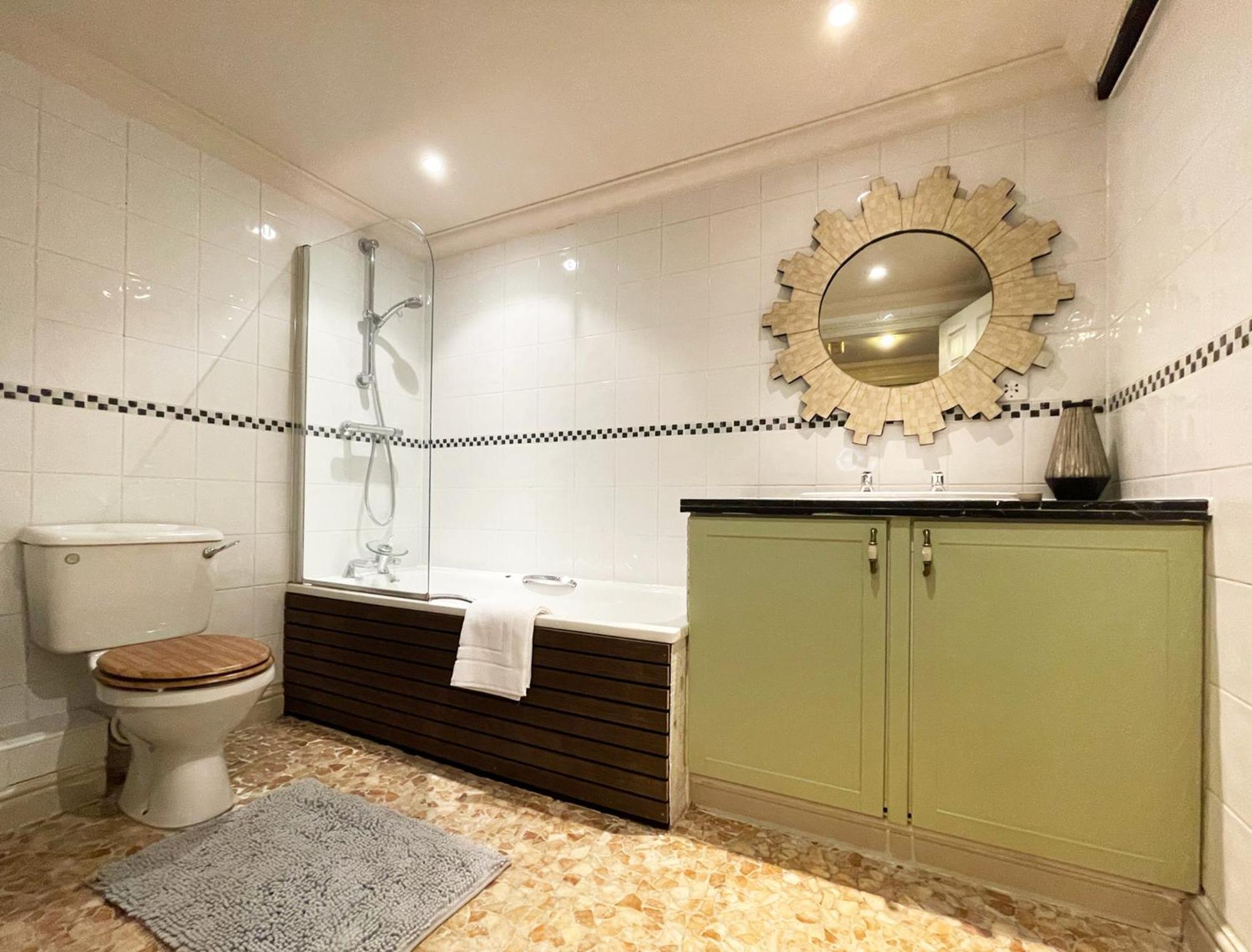 Apartment Unique Crystal Palace Park Church Conversion London