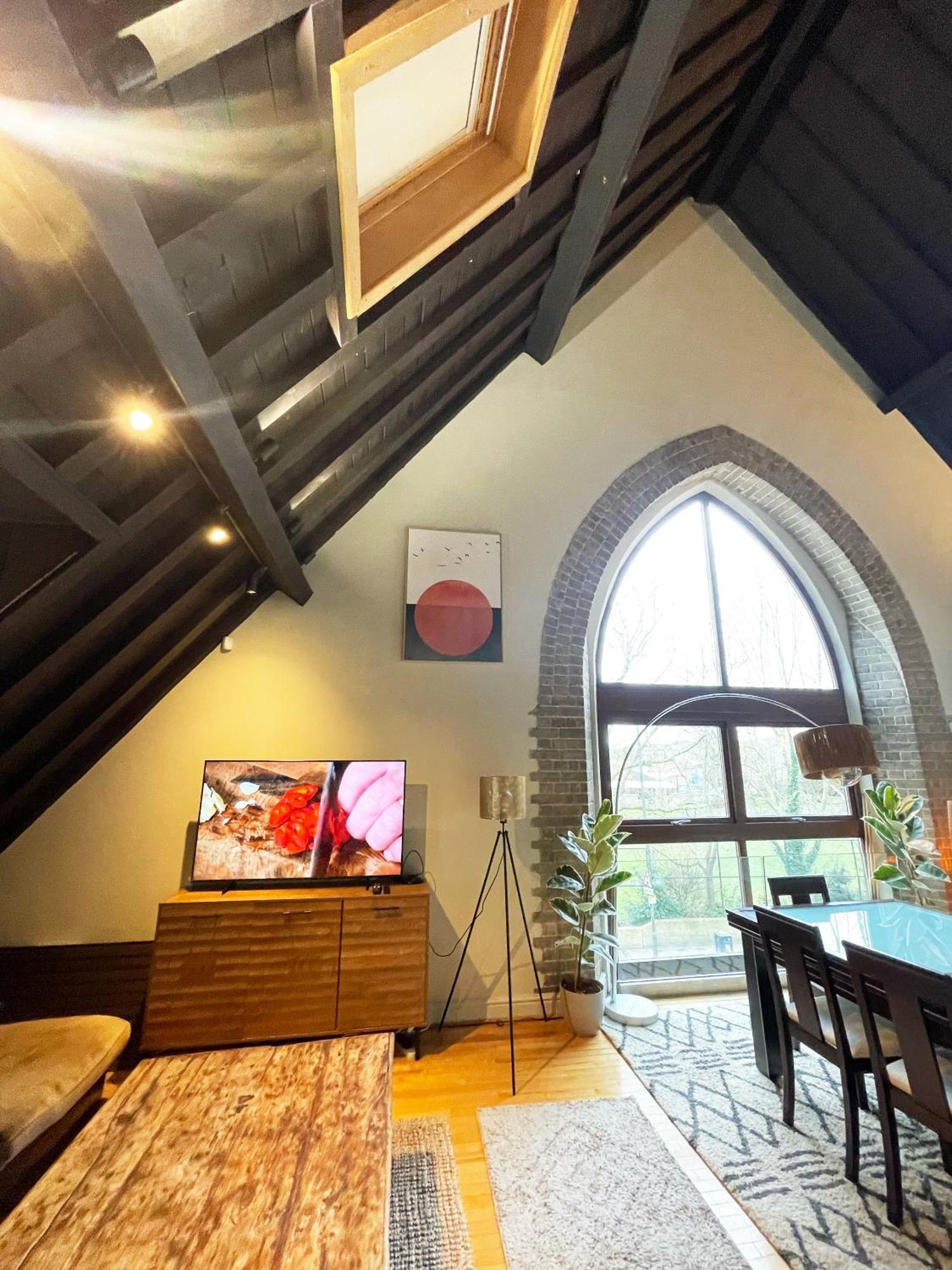 Unique Crystal Palace Park Church Conversion * London